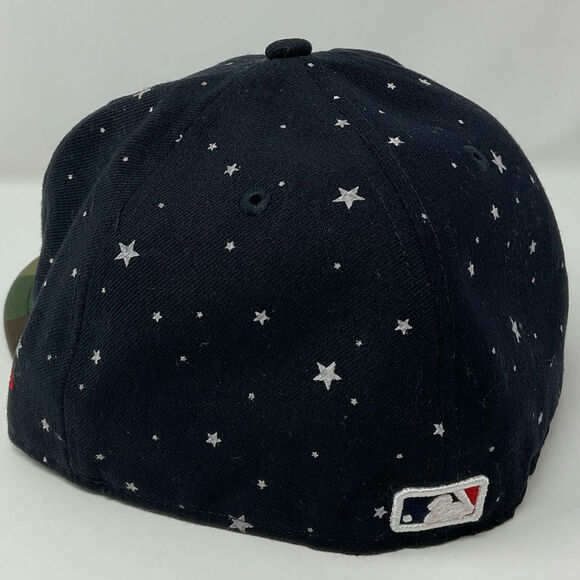 New Era 59FIFTY 2014 New York Yankees Fitted Cap 7 3/8 Camo Red Glow in Dark NWT - Picture 6 of 6